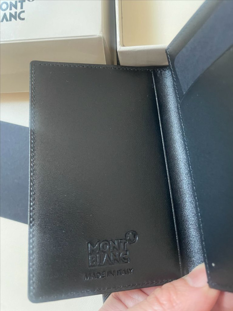 몽블랑 카드지갑 이미지