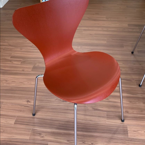 프리츠한센 세븐체어 이미지