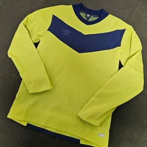 UMBRO 엄브로 트레이닝 쉘탑