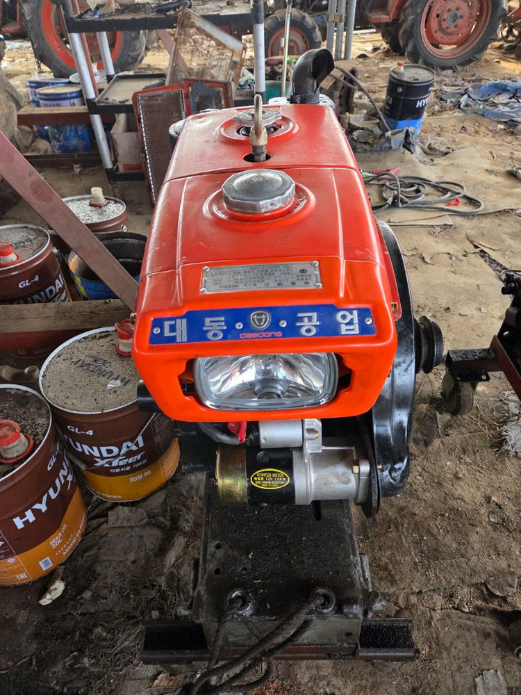 대동경운기 엔진 10마력 이미지