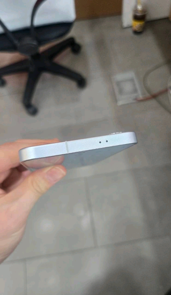 갤럭시 S24플러스 그레이 256G 판매합니다--3