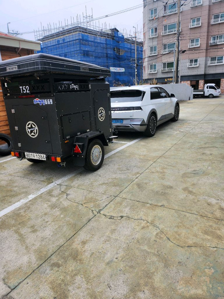 T52 캠핑 트레일러 팝니다.--4