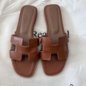 에르메스 오란 스타일 슬리퍼 38(240)