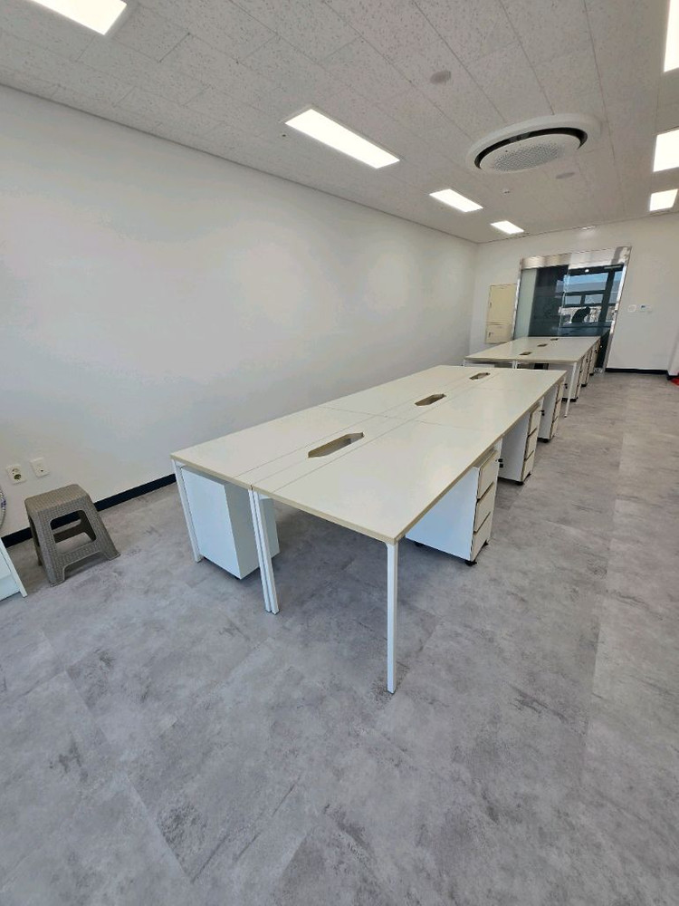 퍼시스 데스커책상 판매합니다 이미지