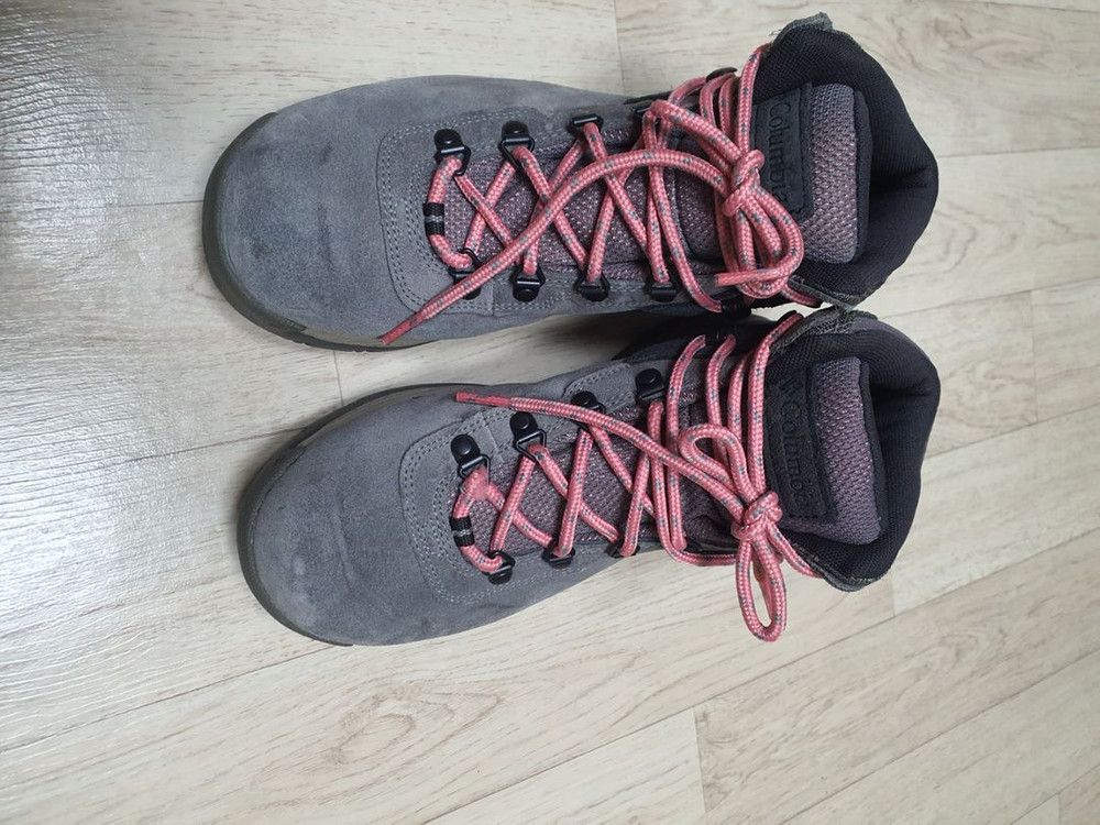 245 콜롬비아 등산화 트레킹화 여성 245 완전깨끗--2