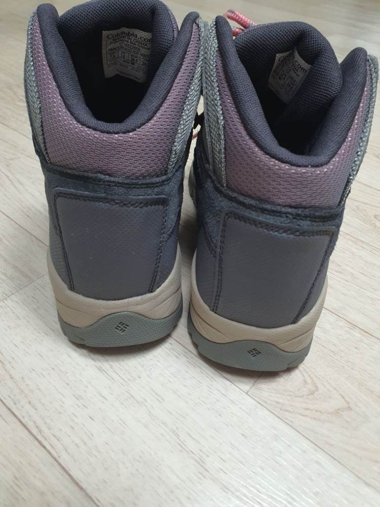 245 콜롬비아 등산화 트레킹화 여성 245 완전깨끗--4