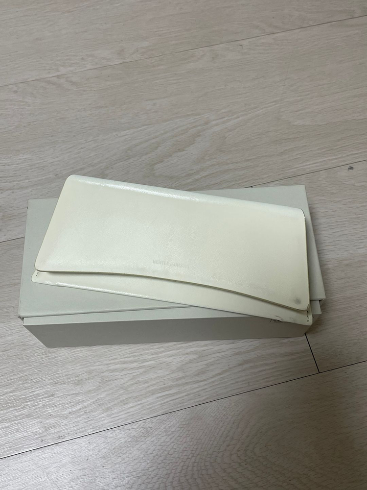 젠틀몬스터 라모드 블랙선글라스(구매가30)--1