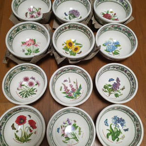 영국뉴베리에이션 밥공기.국그릇(백화점새것)12p일괄