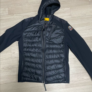 파라점퍼스 후디 경량니트패딩 L 판매