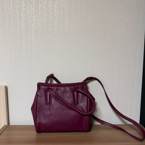 오르 양가죽 미니 숄더겸 토트백 판매합니다