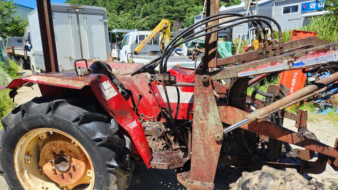 국제 KTE390 39마력 로더 트랙터 트랙트 부품용으로--2