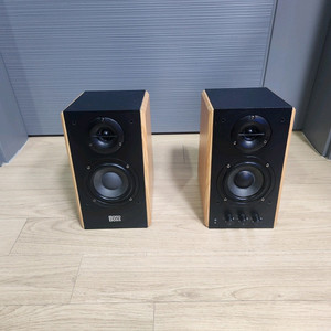 보노보스 2채널 pc 스피커 판매 합니다.