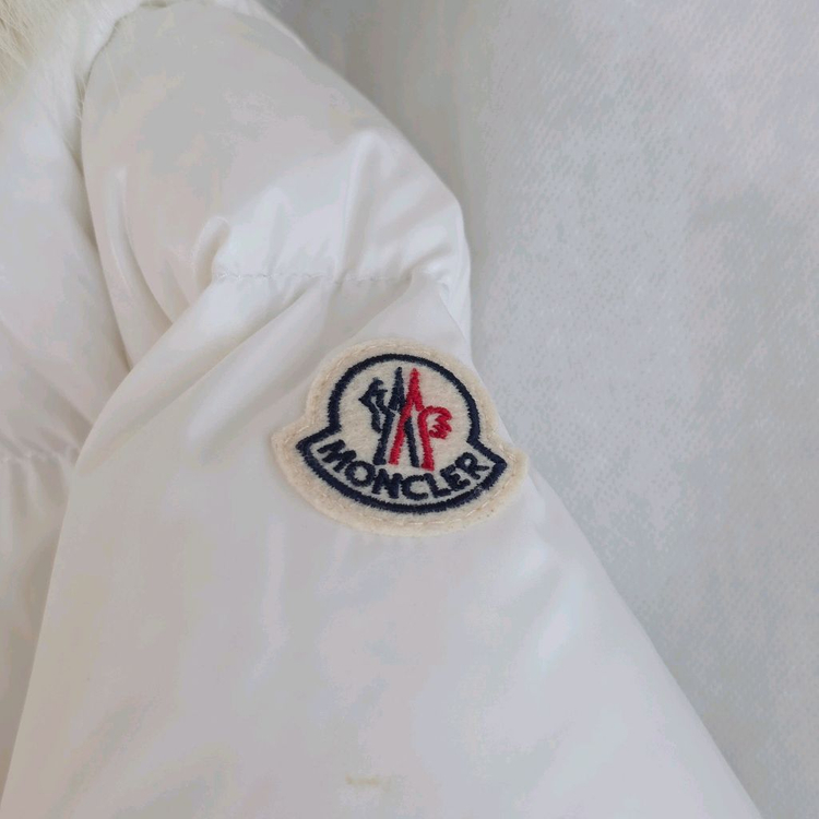 몽클레어 라이체 화이트 3사이즈--4