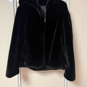 레프트서울 후드 퍼자켓