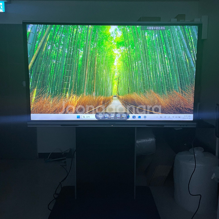 MAXHUB 65인치 전자칠판 + 프레임(썹스) AA급 +용달비지원--6