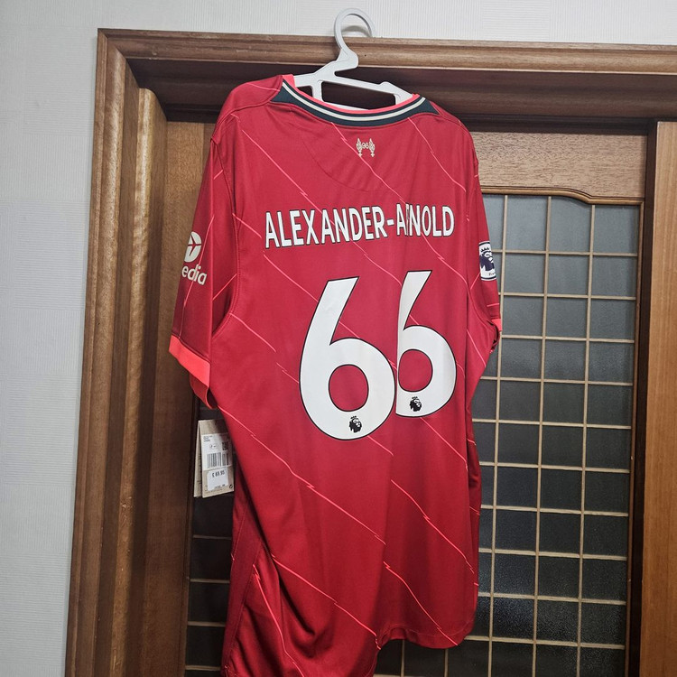 리버풀 21-22 홈유니폼--1