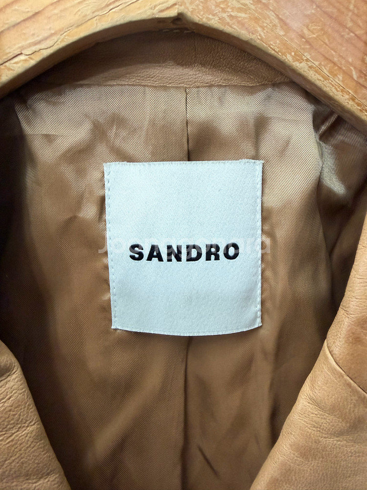 정품) 산드로 여성 브라운 레더 크롭 가죽자켓 82(55)--5