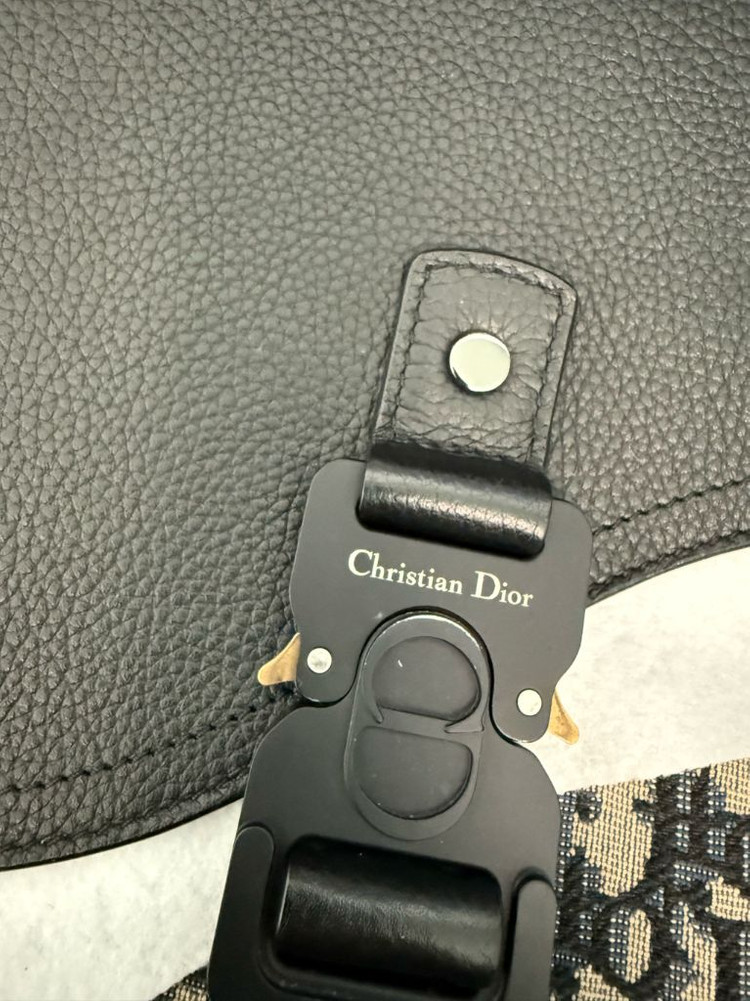 디올 새들 클러치백--3