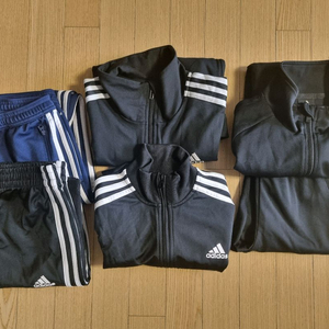 아디다스 키즈 트레이닝복 세트 150사이즈