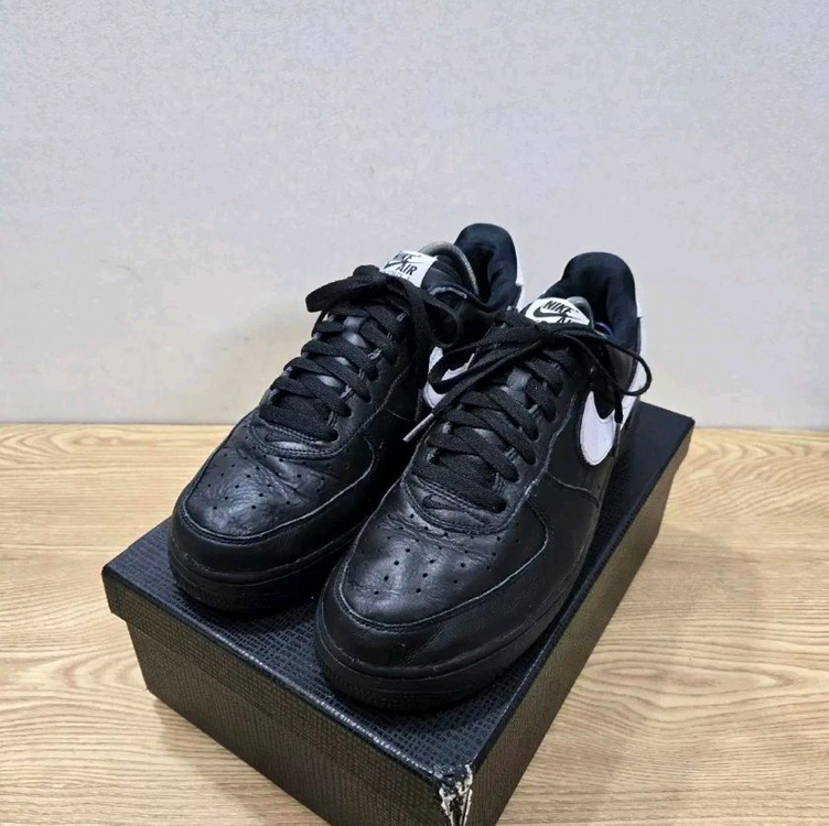 에어포스1 스니커즈 블랙 285 검흰로우--1