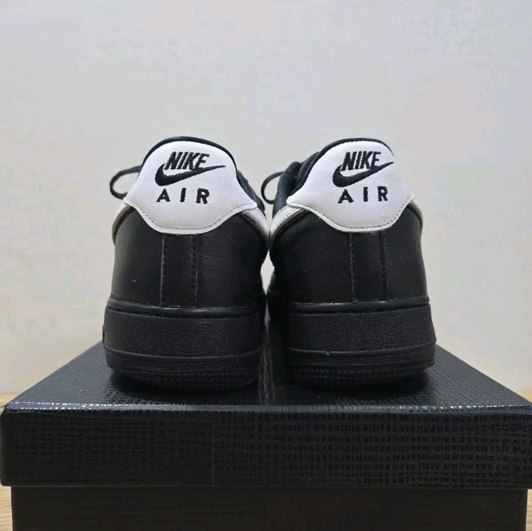 에어포스1 스니커즈 블랙 285 검흰로우--3