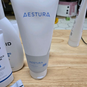 에스트라크림 아토베리어크림 160대용량 이미지