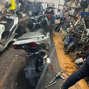 야마하 티맥스530 dx 이미지