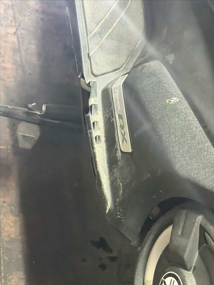 야마하 티맥스530 dx 이미지