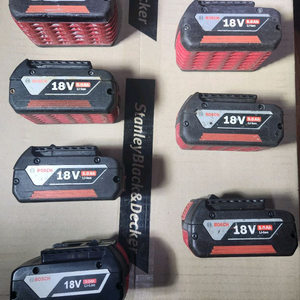 보쉬 5Ah 배터리 개당 50,000 팝니다 이미지