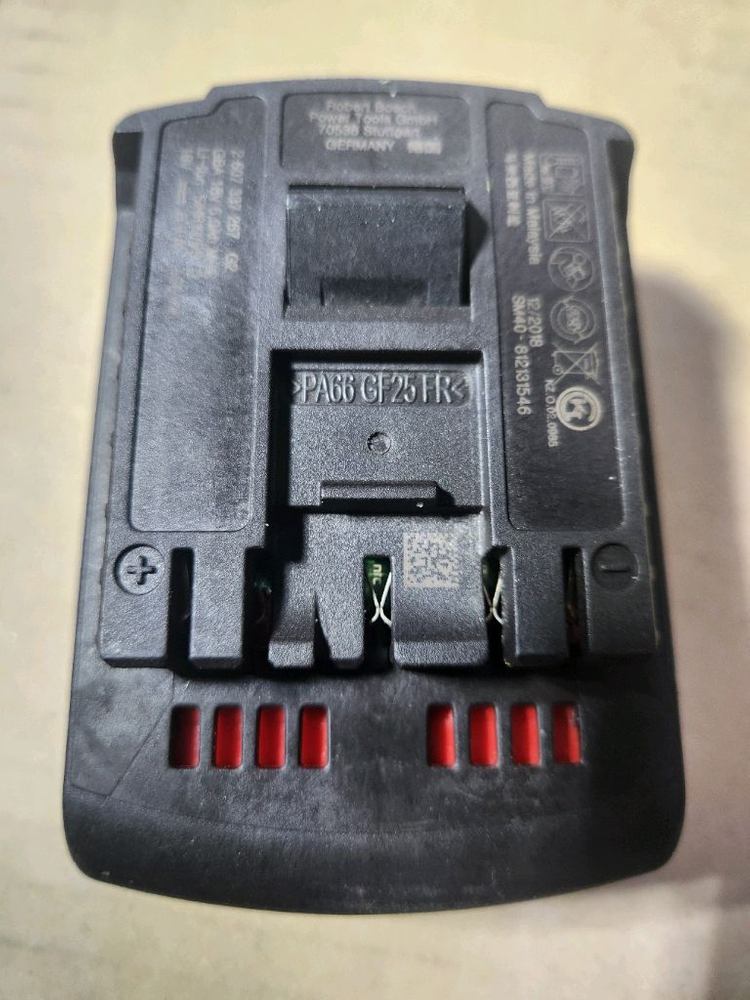 보쉬 6Ah 정품배터리 팝니다 이미지