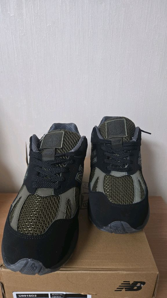 뉴발란스 스톤 991 운동화 이미지