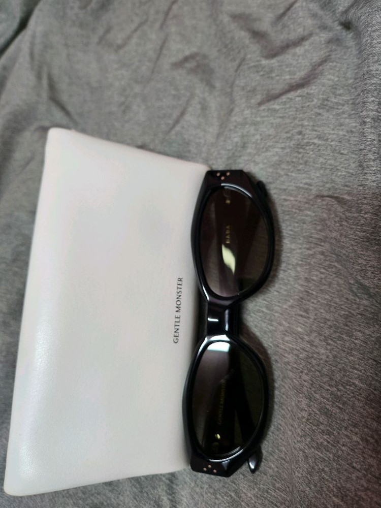 젠틀몬스터 다다 선글라스 01G--0