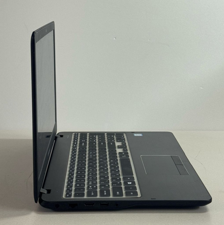 [ 가성비 ] 15인치 삼성 노트북 NT500R5M i5- 7200U--1