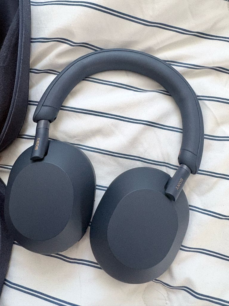 소니 WH-1000XM5 미드나잇 블루--2