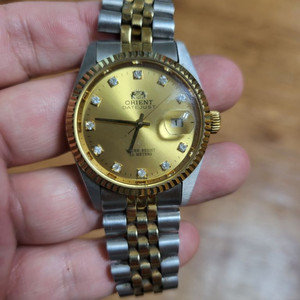 오리엔트 데이져스트 콤비시계 이미지