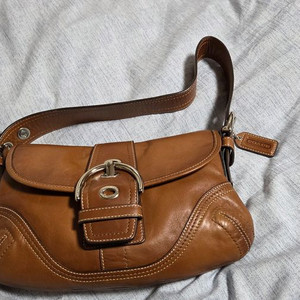 코치 버클 숄더백 미니 coach soho 탠컬러