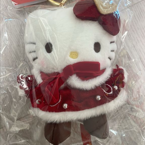 성수 팝업 홀리데이 키티 가방걸이 이미지