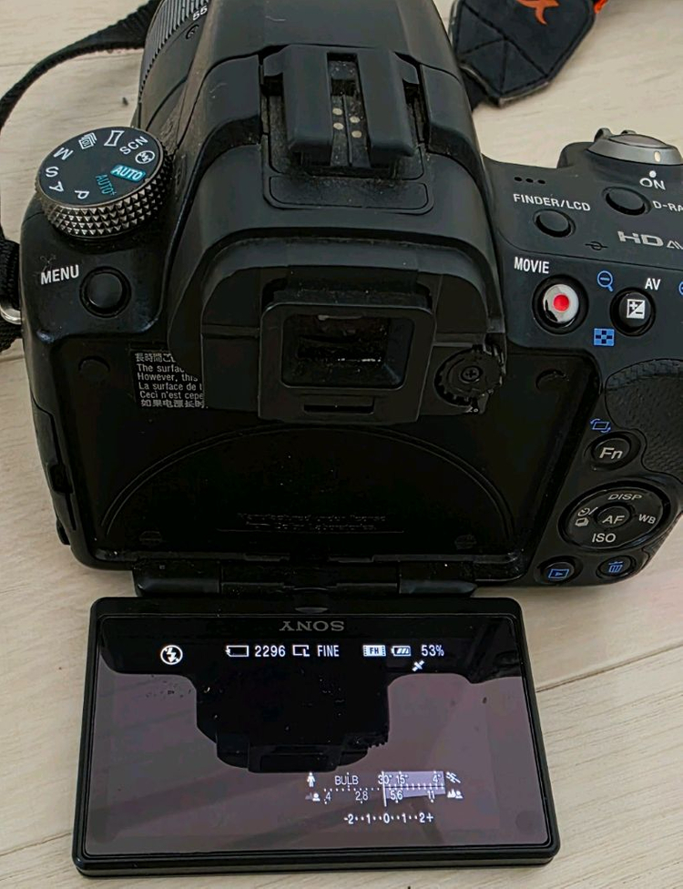 소니 A55V DSLR 카메라 풀세트입니다- 18-55mm 렌즈 포함- 삼각대, 가방, 충전기 등 다양한 액세서리--3