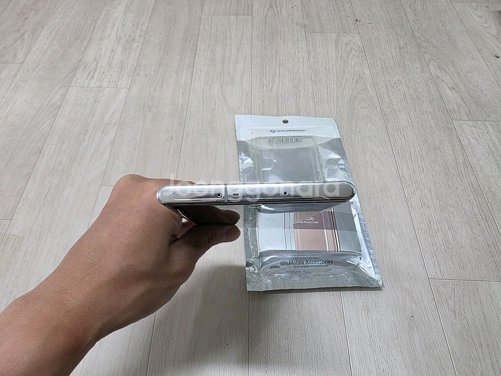 갤럭시노트10플러스 화이트 이미지