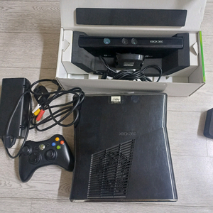 XBOX360 S + 키넥트 셋