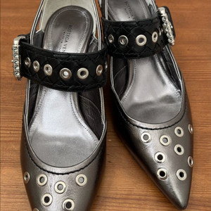 가격 조정) 보테가 베네타 메탈릭 실버 여성 힐 35