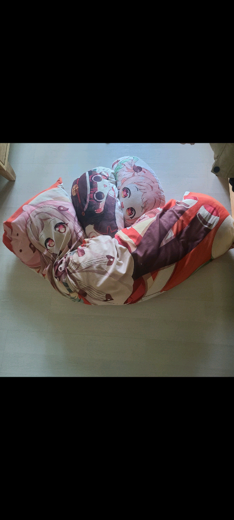 지하군 다키마쿠라 쿠션 3개 26,000원~27,888원 팝니다--3