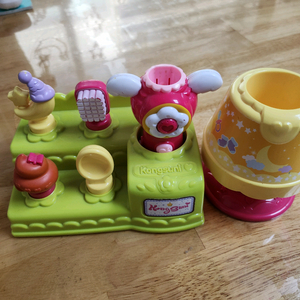 콩순이 바른생활 콩콩이 장난감