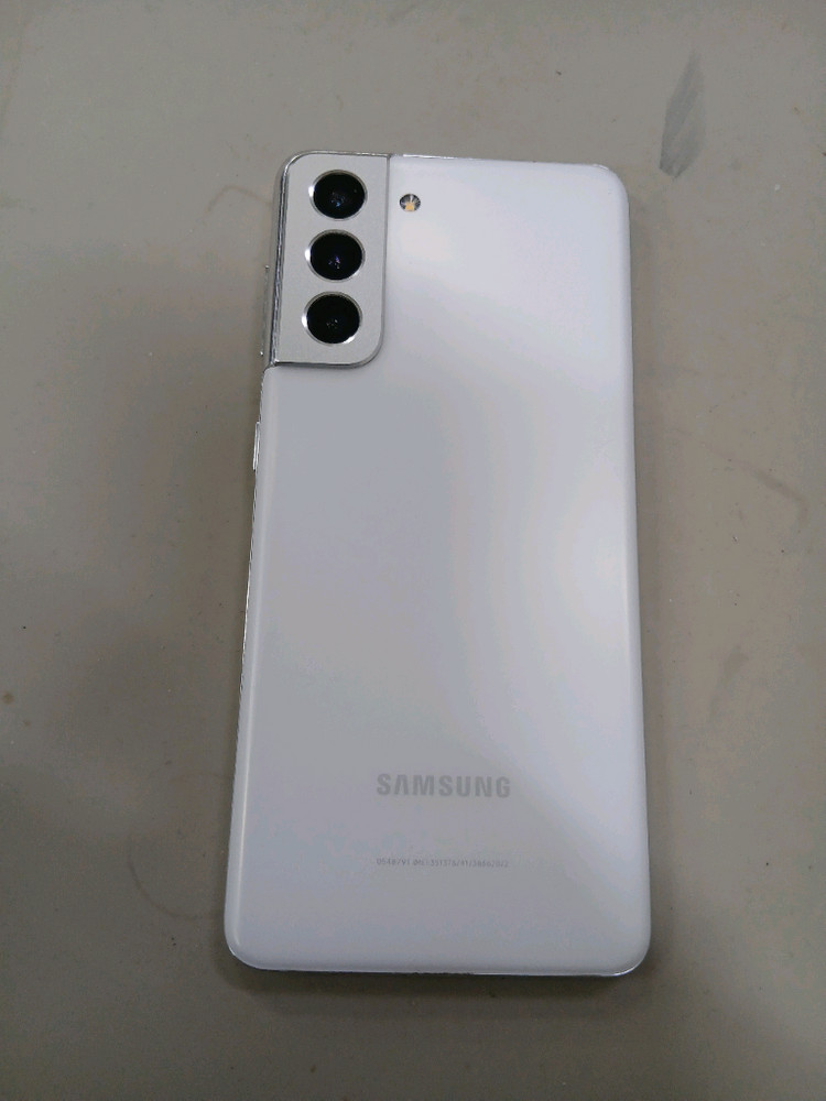 갤럭시S21 5G 256GB 화이트 상태 촣은 단말기 입니다. 이미지