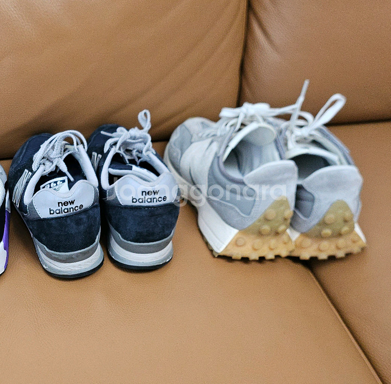 뉴발란스 운동화 2켤레 일괄 판매 사이즈 245--2