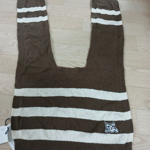 vov 니트 숄 베스트(어깨 두르는 타입) 새상품