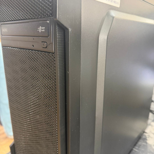 데스크탑 PC 본체 i7-7700 GTX1050 게이밍 및 작업용 컴퓨터