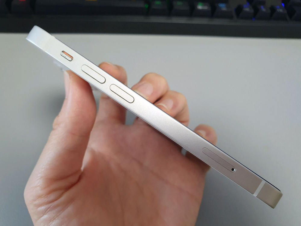 아이폰13 미니 / 128GB / 화이트--6