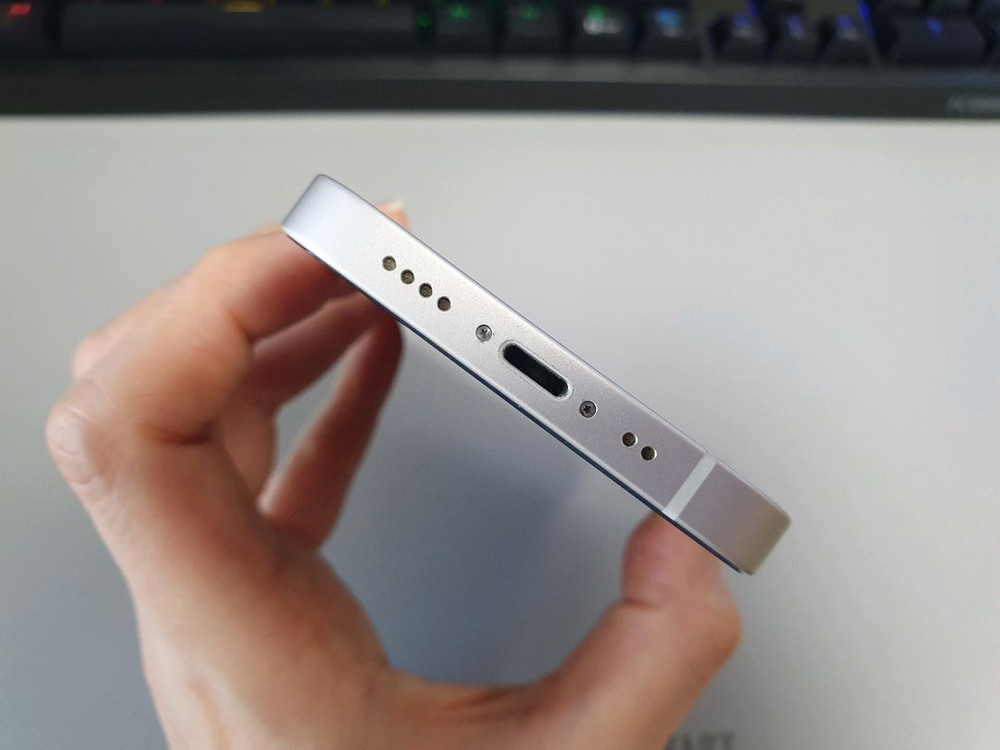 아이폰13 미니 / 128GB / 화이트--9