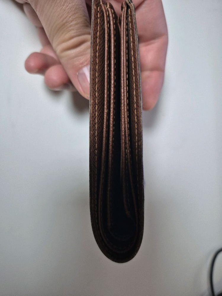 루이비통 정품 모노그램 이클립스 반지갑 팝니다 이미지